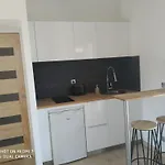 Дом отдыха Proche Uzes Petit Avec Grande Cuisine D'ete Et Piscine