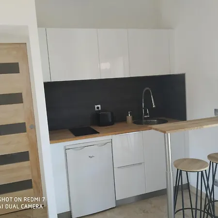 Holiday home Proche Uzes Petit Avec Grande Cuisine D'ete Et Piscine